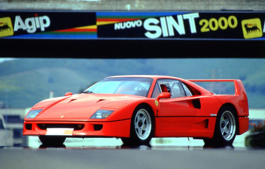  Ferrari F40 1987 года  (фото 4 из 127)